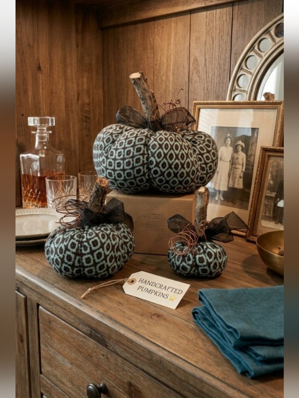 HANDCRAFTED PUMPKINS⭐